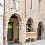 Sant\'Agnese Cosy Flat - Few Steps Of Verdi Theatre