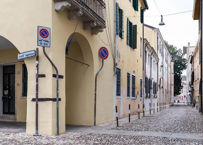 Sant\'Agnese Cosy Flat - Few Steps Of Verdi Theatre